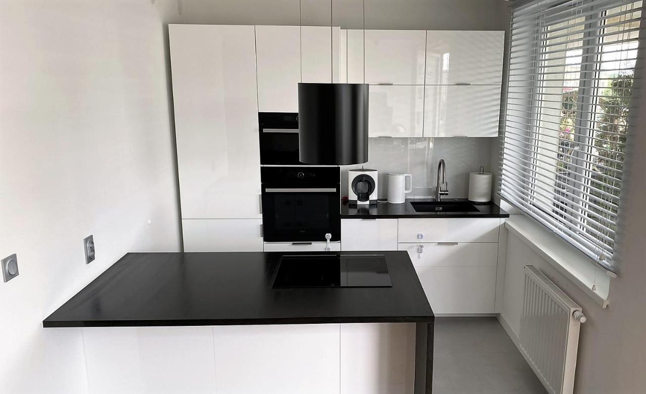A Modern Apartment For 2 People Krasków Εξωτερικό φωτογραφία